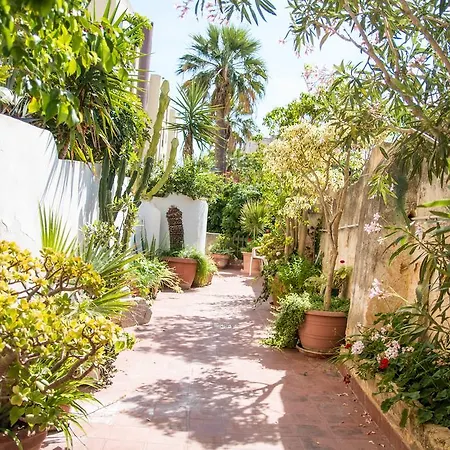 Siculandia بيت ضيافة مازارا ديل فالو