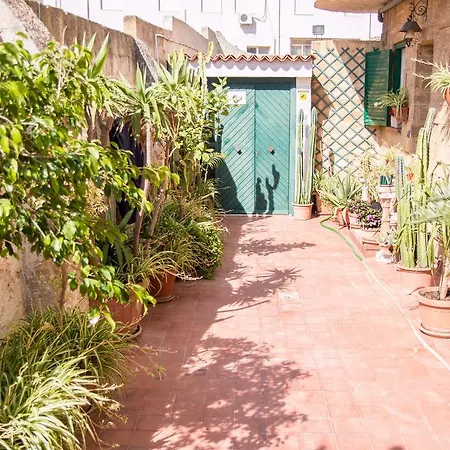 بيت ضيافة Siculandia *