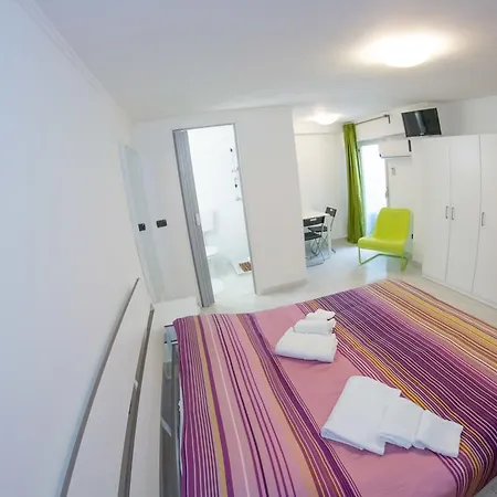 Siculandia * مازارا ديل فالو