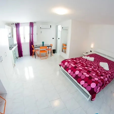 بيت ضيافة Siculandia مازارا ديل فالو